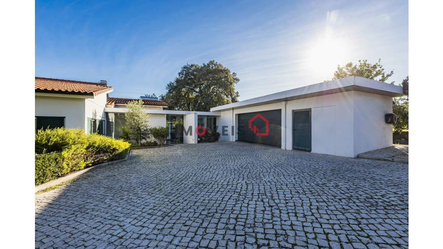 Moradia T4 para Venda em Marrazes e Barosa Foto 3