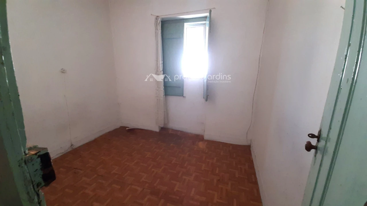 Prédio para Venda em Marinha Grande Foto 9