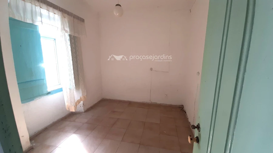 Prédio para Venda em Marinha Grande Foto 16