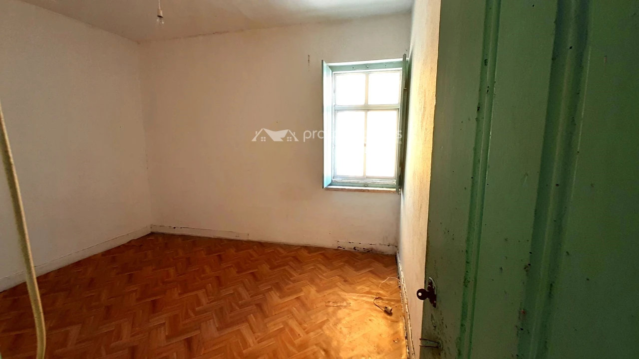 Prédio para Venda em Marinha Grande Foto 8