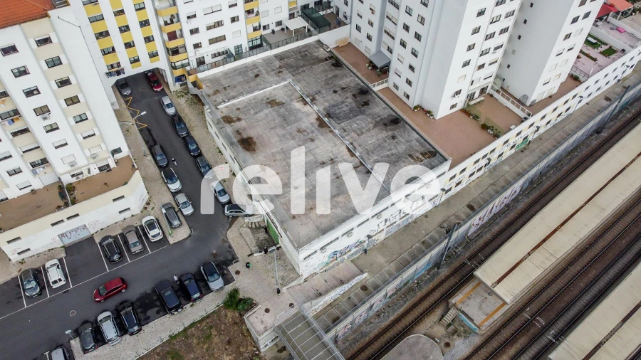 Loja para Venda em Massamá e Monte Abraão Foto 30