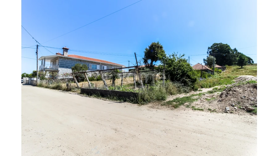 Moradia T3 para Venda em Croca Foto 8