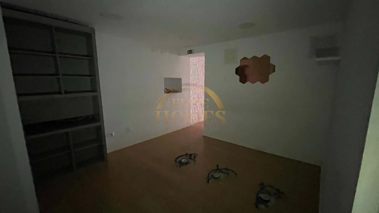 Negócio para Venda em Santa Maria Maior Foto 17