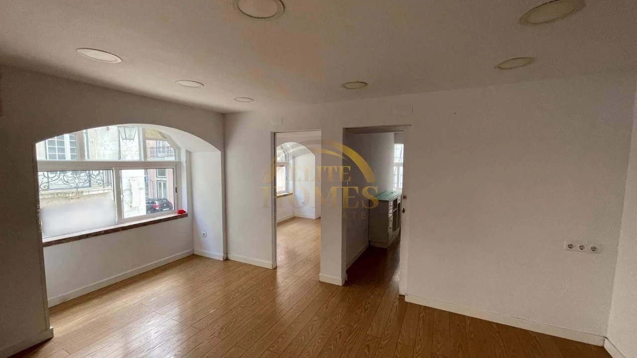 Negócio para Venda em Santa Maria Maior Foto 3