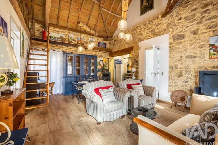 Moradia T7 para Venda em Cela Foto 18