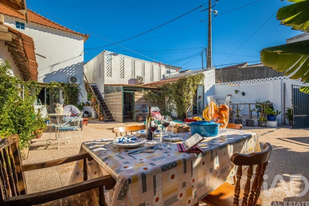 Moradia T7 para Venda em Cela Foto 9