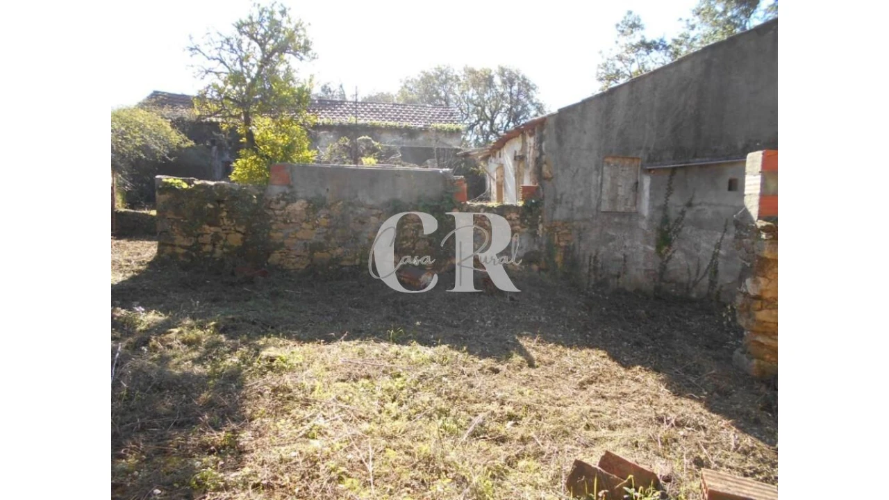 Moradia T5 para Venda em Pussos São Pedro Foto 4