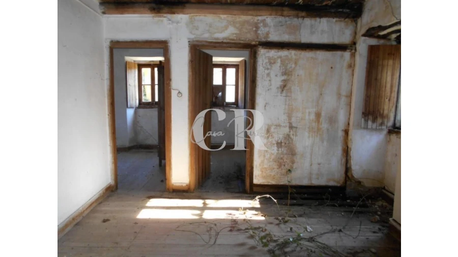 Moradia T5 para Venda em Pussos São Pedro Foto 22