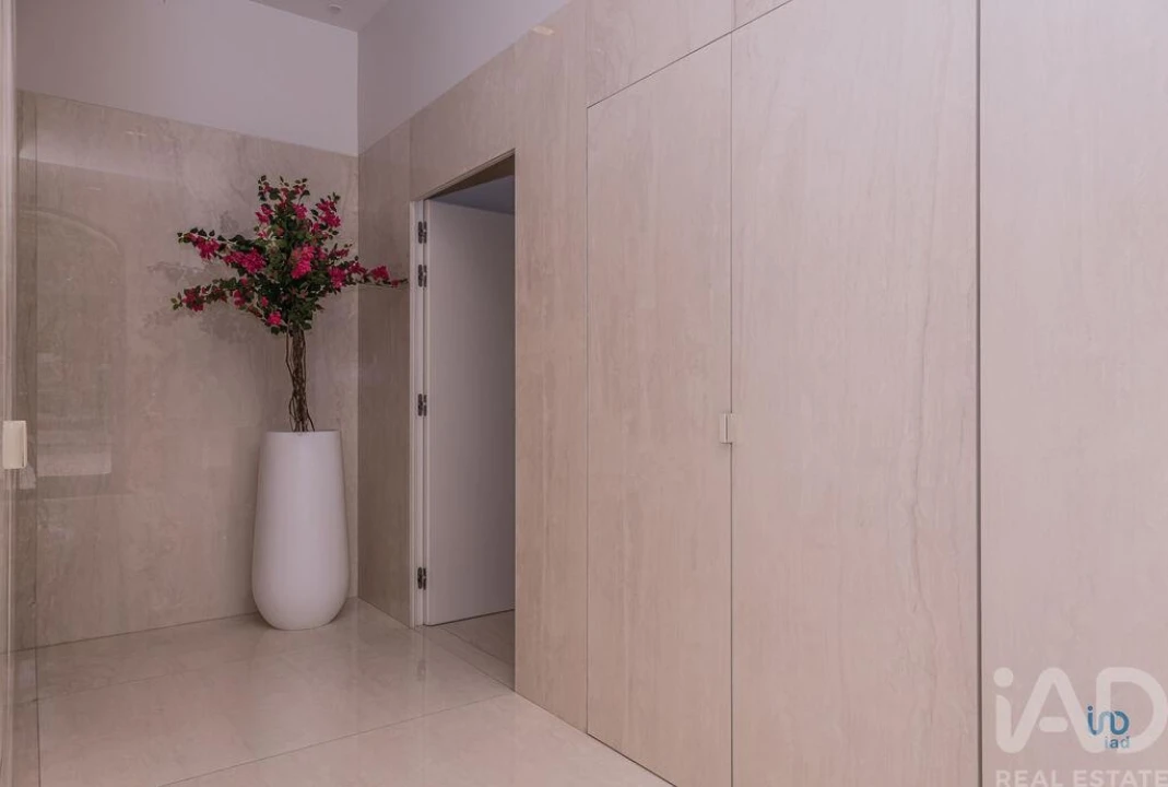 Apartamento T2 para Venda em Alvalade Foto 28