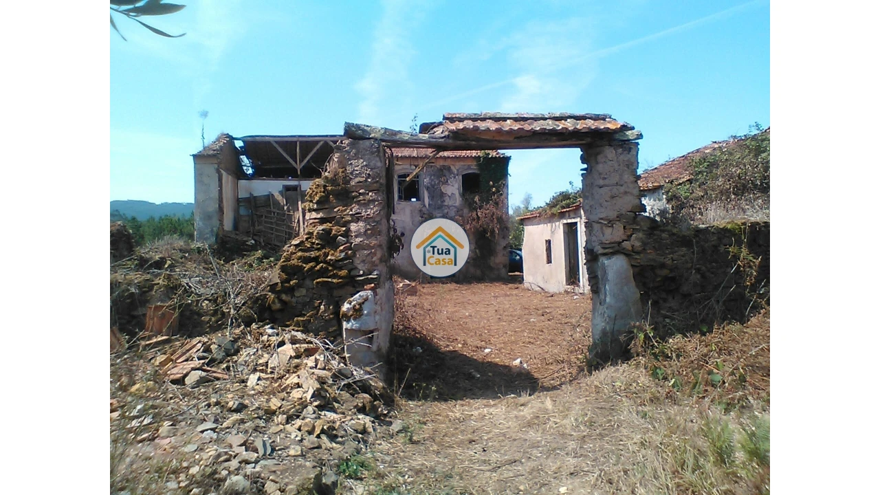 Moradia T1 para Venda em Figueira de Lorvão Foto 16