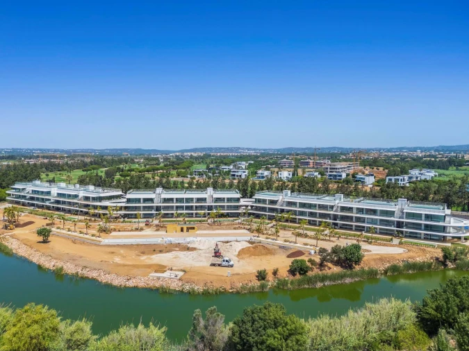Apartamento T3 para Venda em Quarteira Foto 3