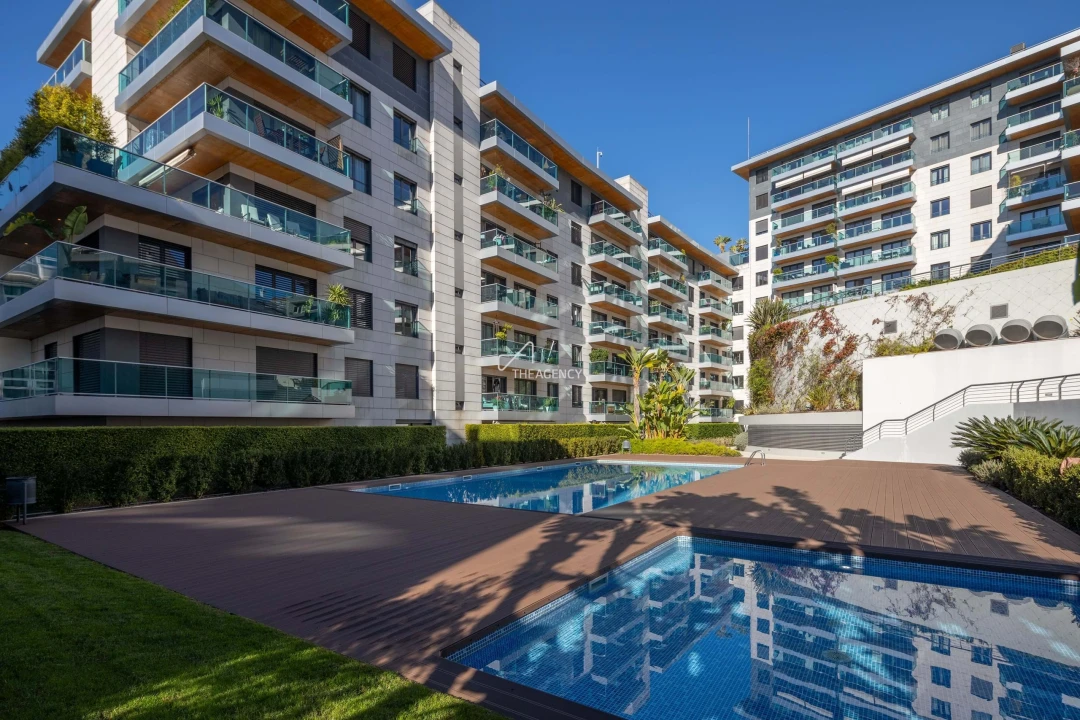 Apartamento T4 para Venda em Estrela Foto 2