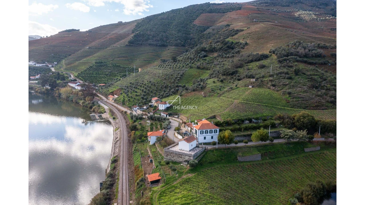 Quinta T6 para Venda em Galafura e Covelinhas Foto 4