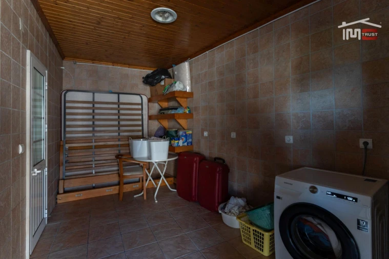 Moradia T5 para Venda em Nossa Senhora das Misericordias Foto 13