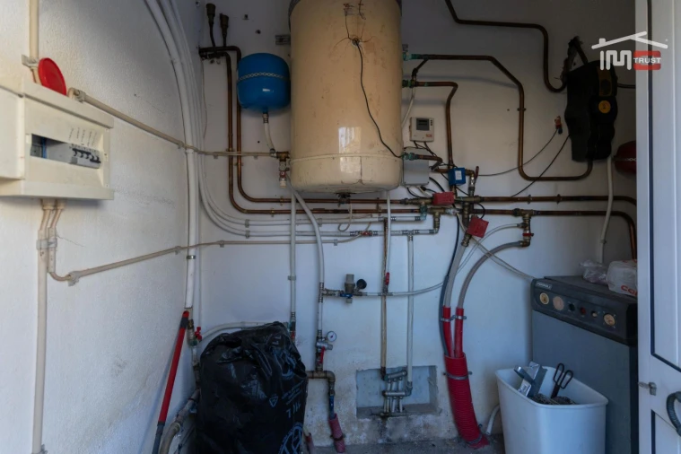 Moradia T5 para Venda em Nossa Senhora das Misericordias Foto 16