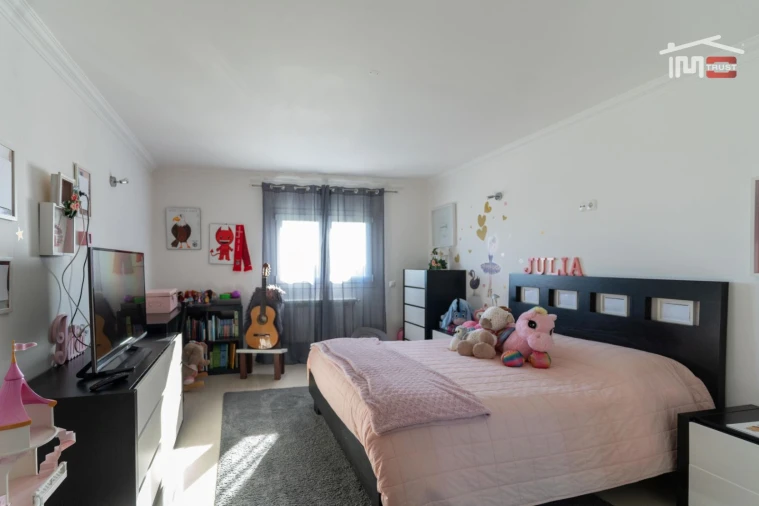 Moradia T5 para Venda em Nossa Senhora das Misericordias Foto 37