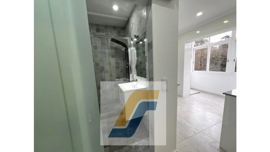 Apartamento T1 para Venda em Arroios Foto 9