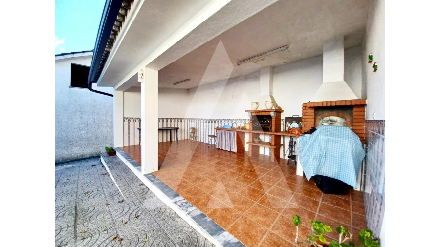 Moradia T4 para Venda em Rio de Loba Foto 7