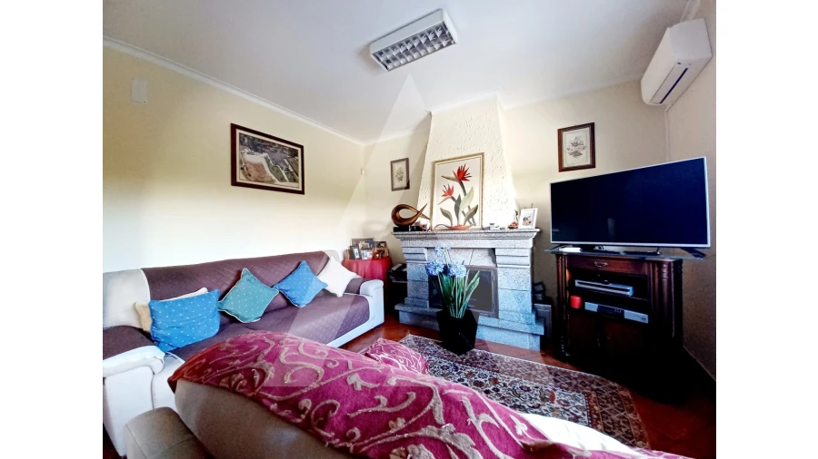 Moradia T4 para Venda em Rio de Loba Foto 13