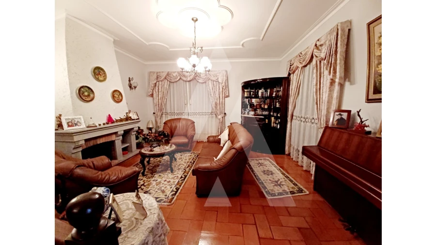 Moradia T4 para Venda em Rio de Loba Foto 32