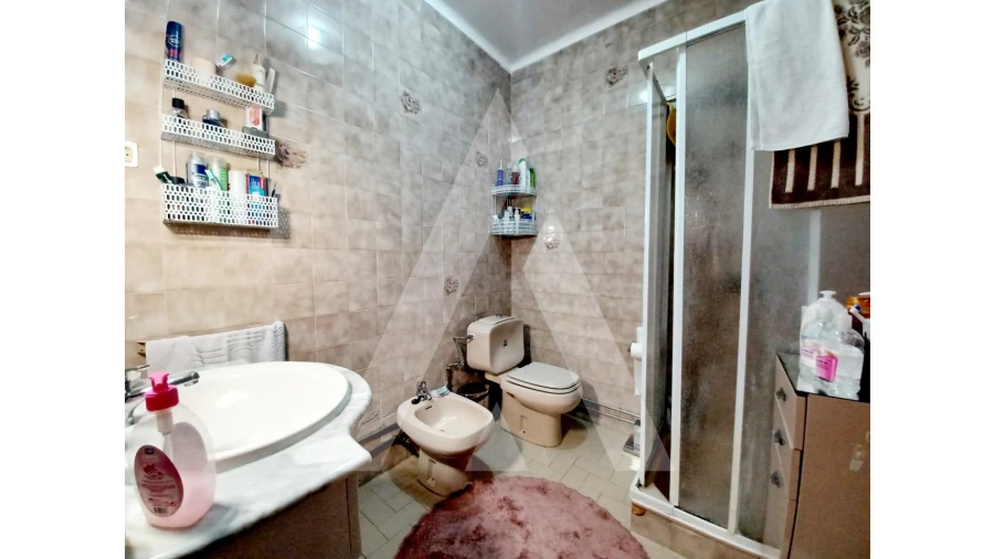 Moradia T4 para Venda em Rio de Loba Foto 36