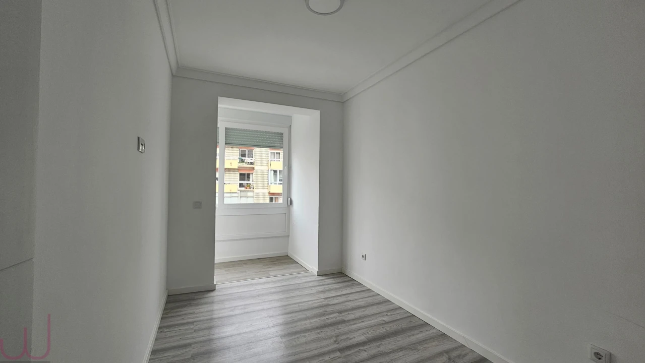 Apartamento T1 para Venda em Arroios Foto 7