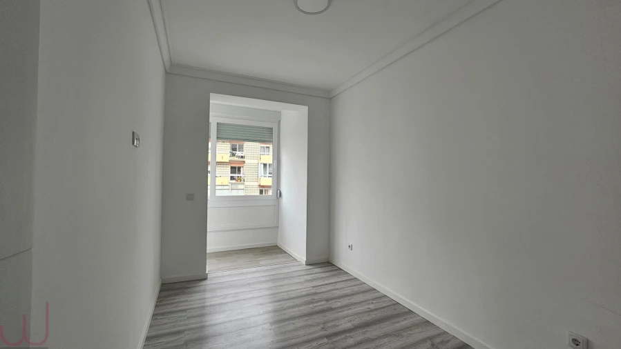 Apartamento T1 para Venda em Arroios Foto 7