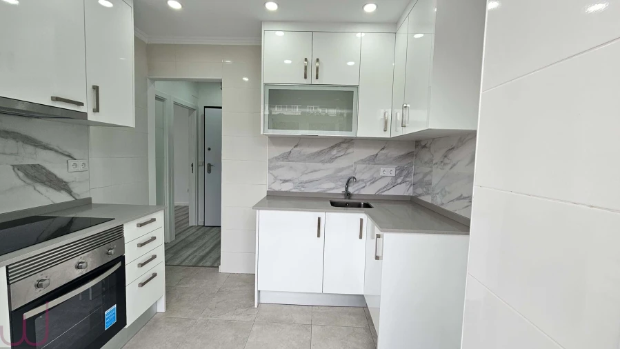 Apartamento T1 para Venda em Arroios Foto 12