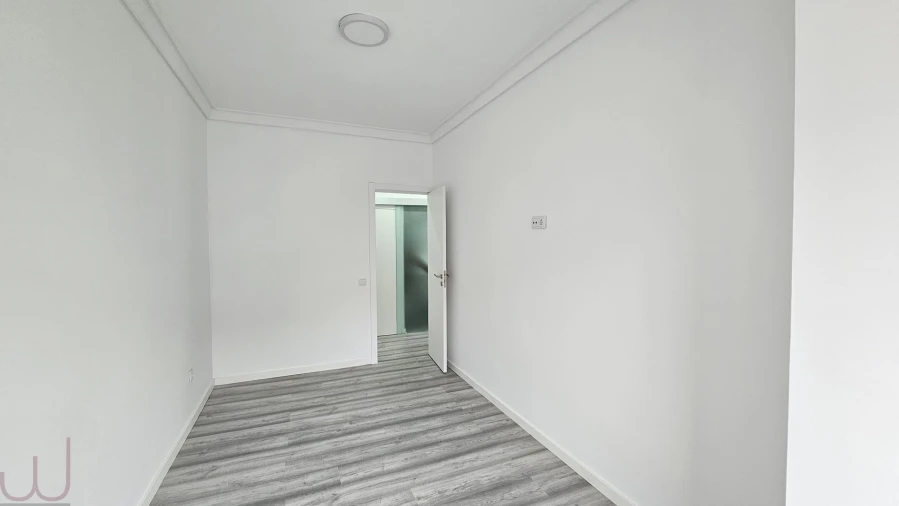 Apartamento T1 para Venda em Arroios Foto 6