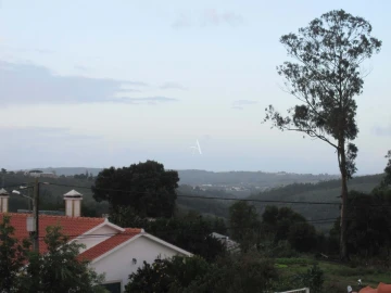 Moradia T4 para Venda em Caldas da Rainha - Santo Onofre e Serra do Bouro