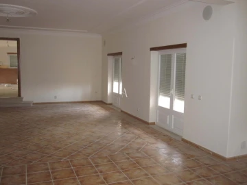 Moradia T4 para Venda em Caldas da Rainha - Santo Onofre e Serra do Bouro