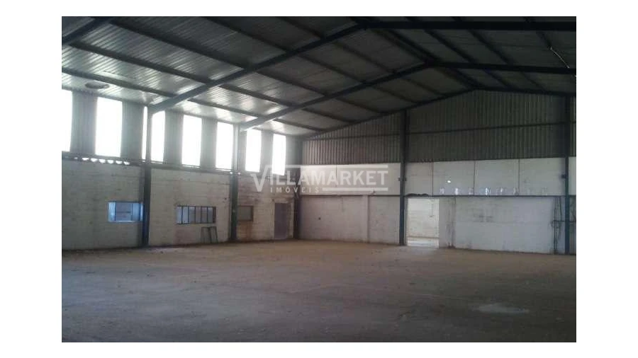 Armazém para Venda em Bemposta Foto 3
