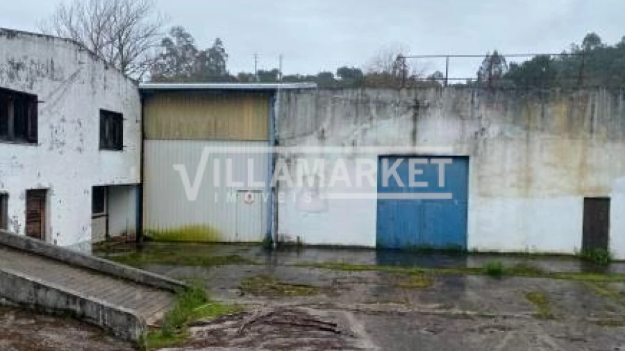 Armazém para Venda em Bemposta