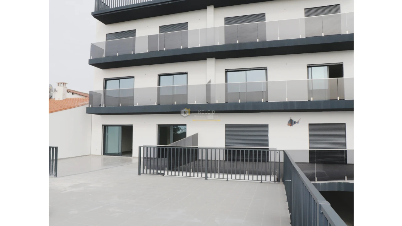 Apartamento T0 para Venda em São Brás de Alportel Foto 1