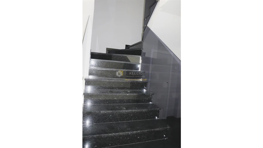 Apartamento T0 para Venda em São Brás de Alportel Foto 14