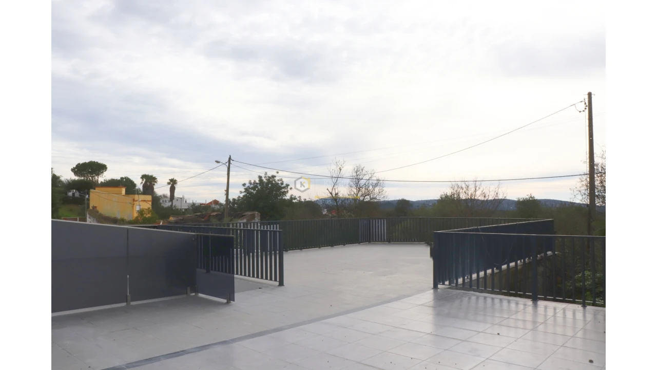 Apartamento T0 para Venda em São Brás de Alportel Foto 7