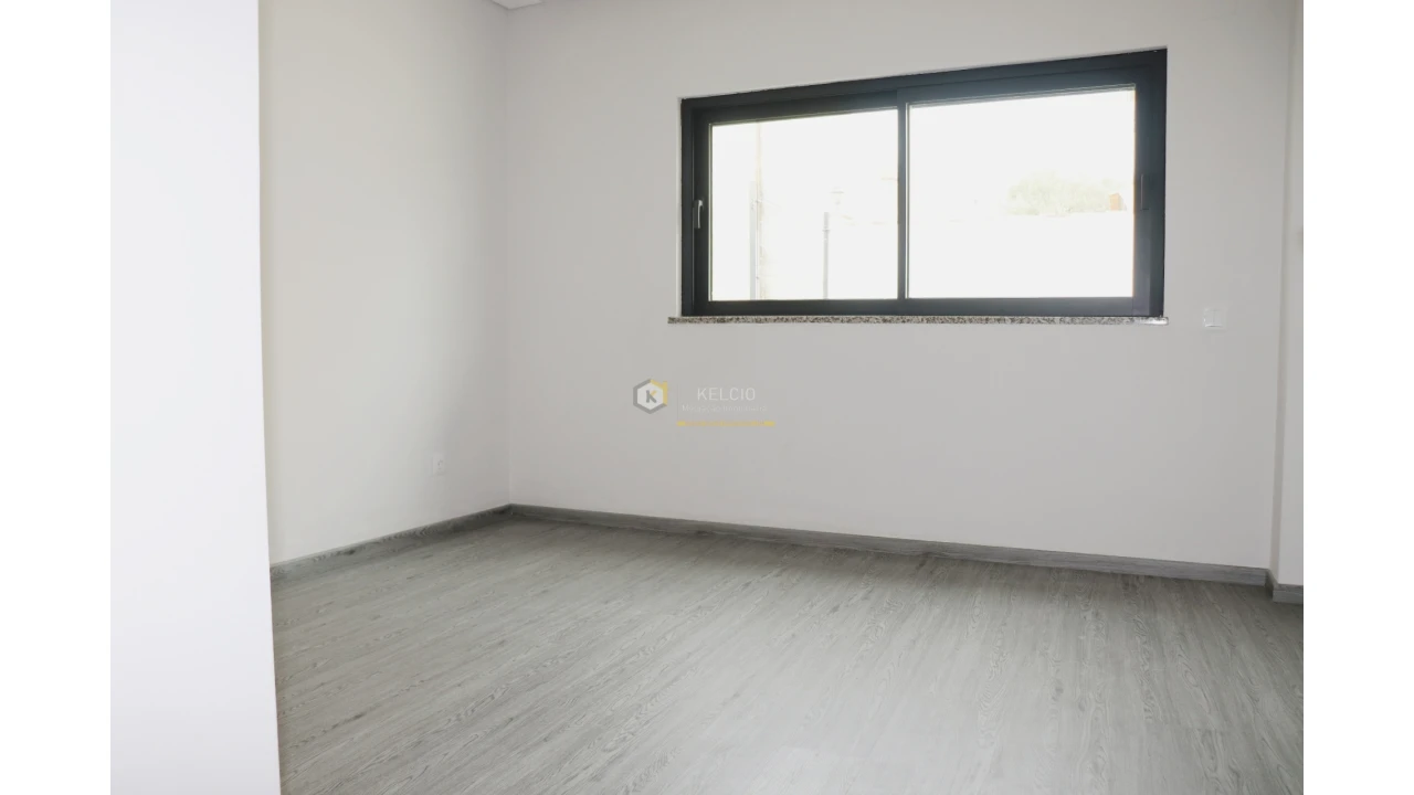 Apartamento T0 para Venda em São Brás de Alportel Foto 11