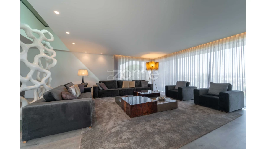 Moradia T4 para Venda em Cabanelas Foto 8