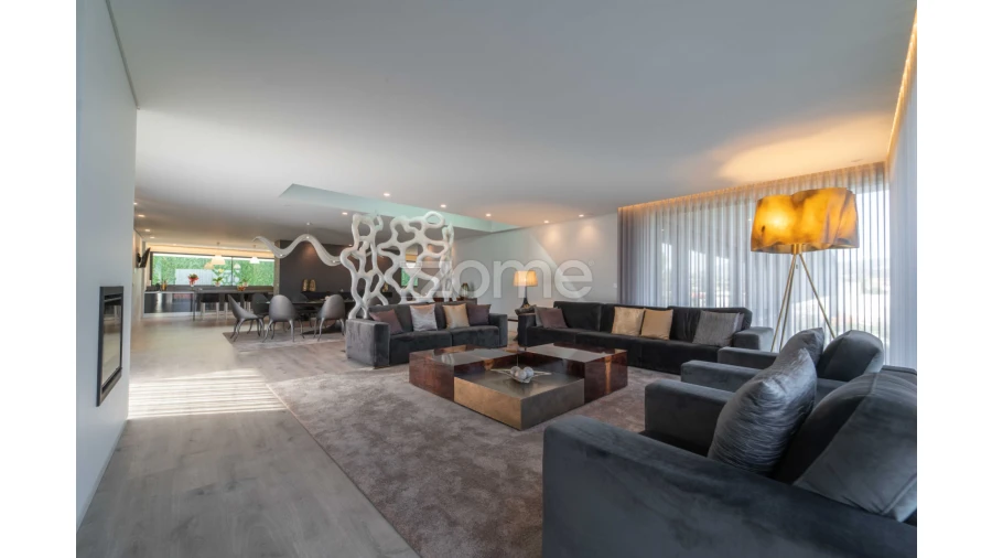 Moradia T4 para Venda em Cabanelas Foto 9