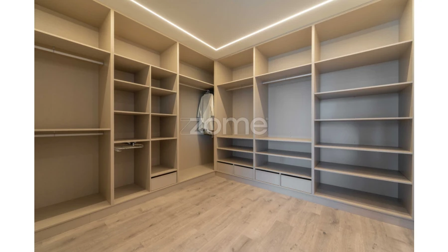 Moradia T4 para Venda em Cabanelas Foto 29