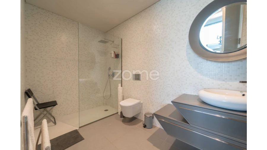 Moradia T4 para Venda em Cabanelas Foto 47