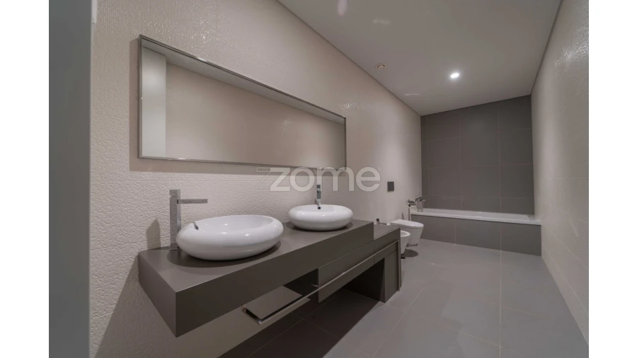 Moradia T4 para Venda em Cabanelas Foto 51