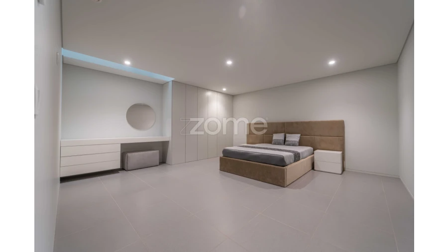 Moradia T4 para Venda em Cabanelas Foto 52