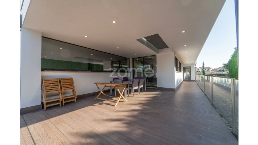 Moradia T4 para Venda em Cabanelas Foto 71