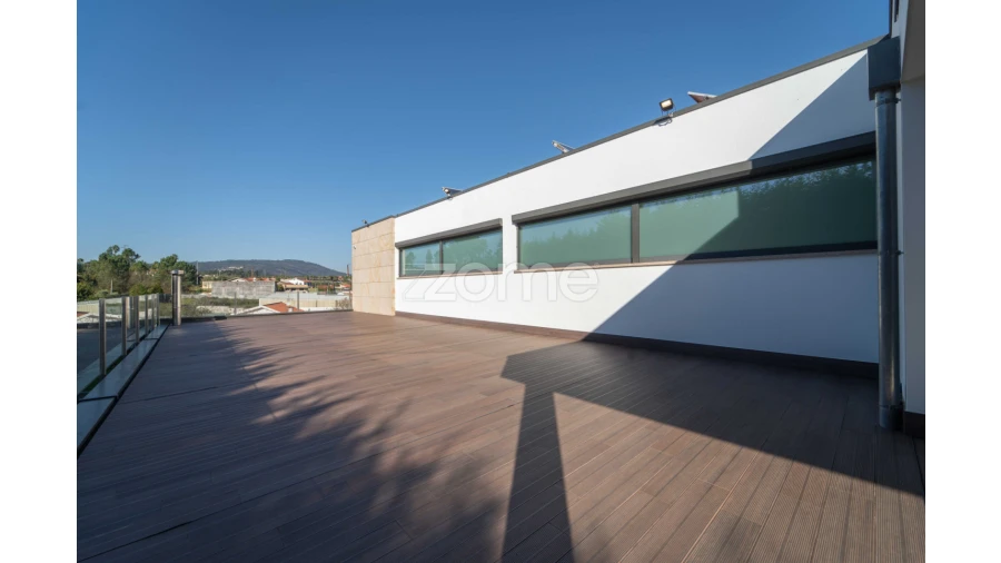 Moradia T4 para Venda em Cabanelas Foto 72