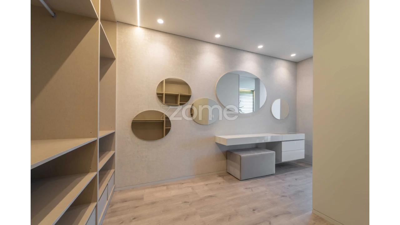 Moradia T4 para Venda em Cabanelas Foto 23