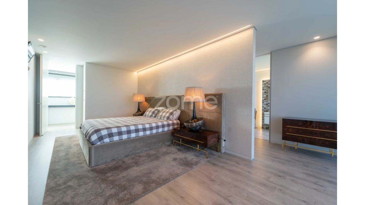 Moradia T4 para Venda em Cabanelas Foto 36