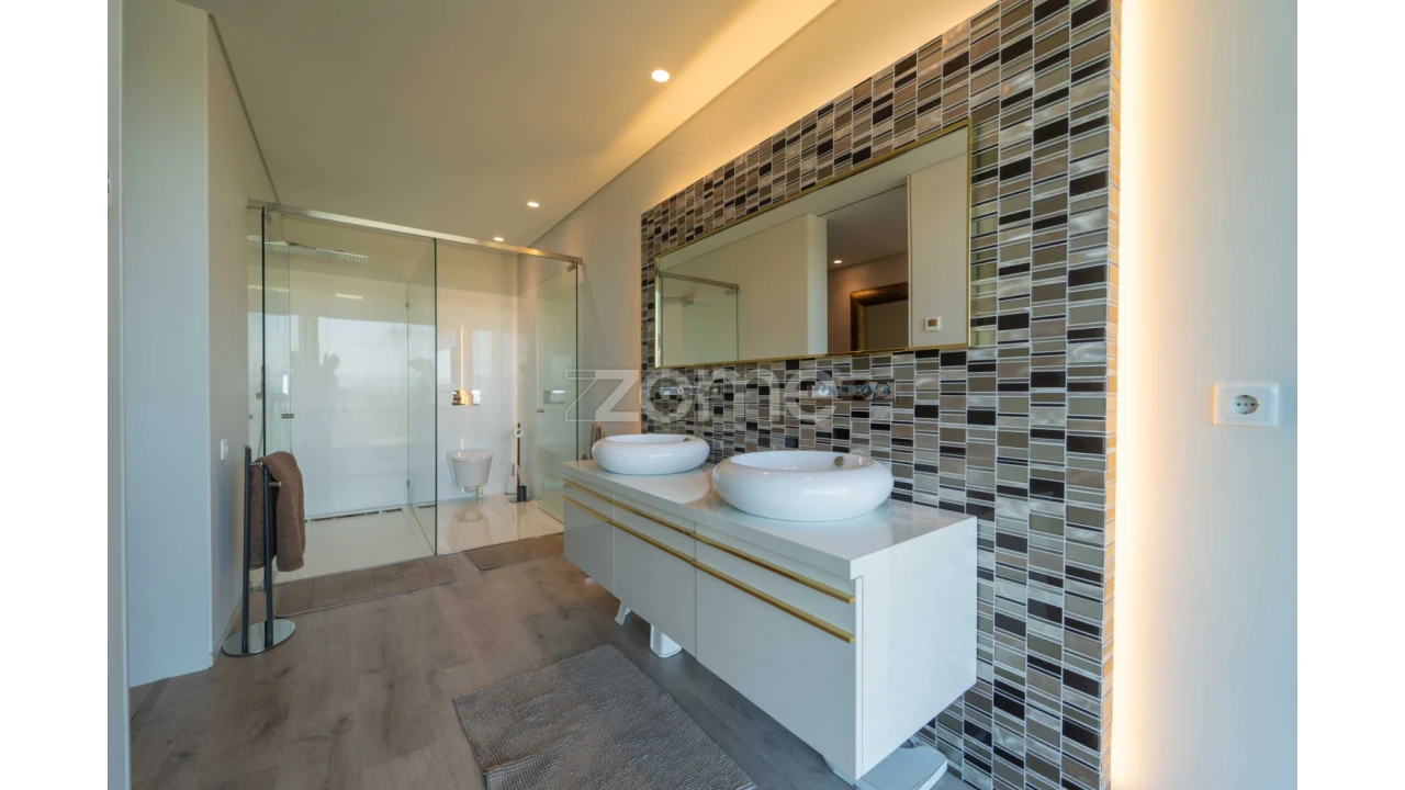 Moradia T4 para Venda em Cabanelas Foto 41