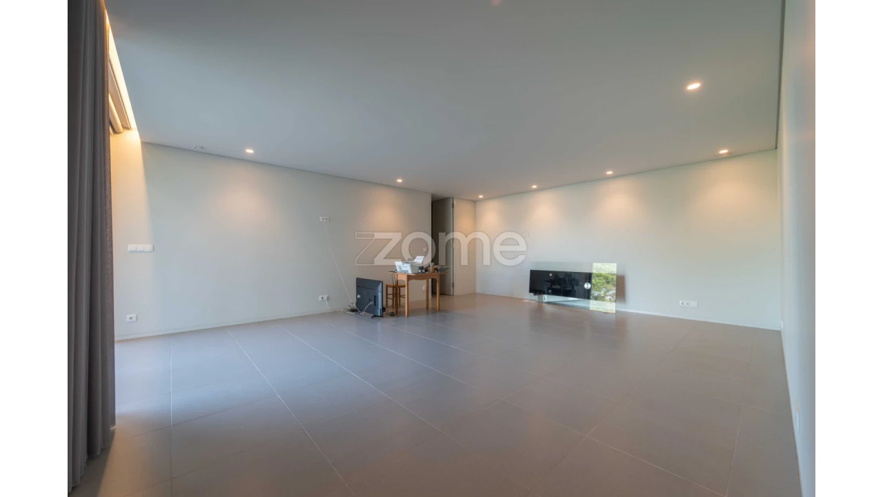 Moradia T4 para Venda em Cabanelas Foto 54