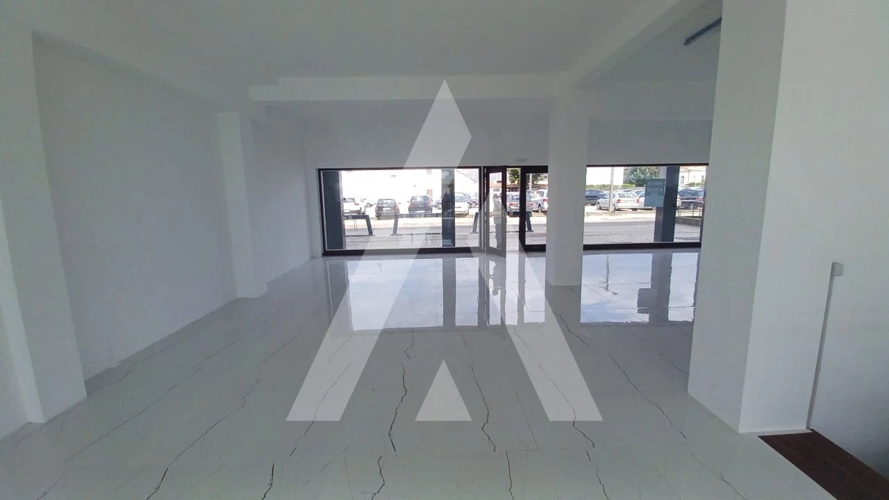 Loja para Arrendamento em Glória e Vera Cruz Foto 3